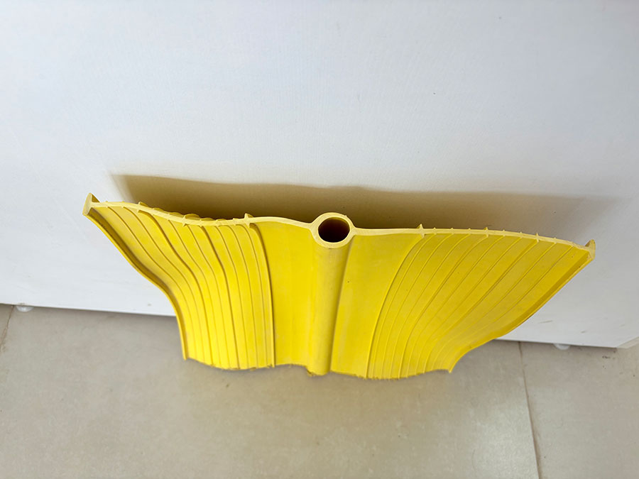 واتراستاپ حفره دار